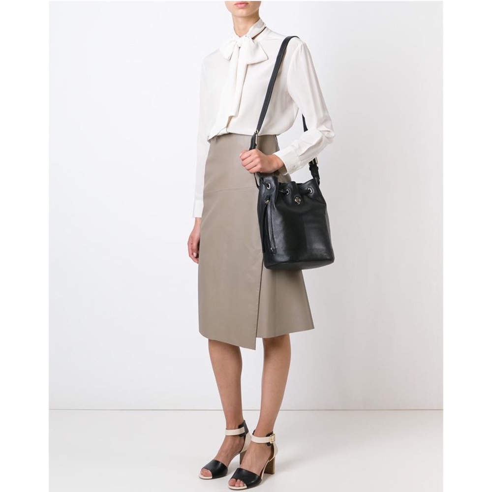 TORY BURCH • Brody Black Bucket Crossbody Bag - Picture 6 of 11